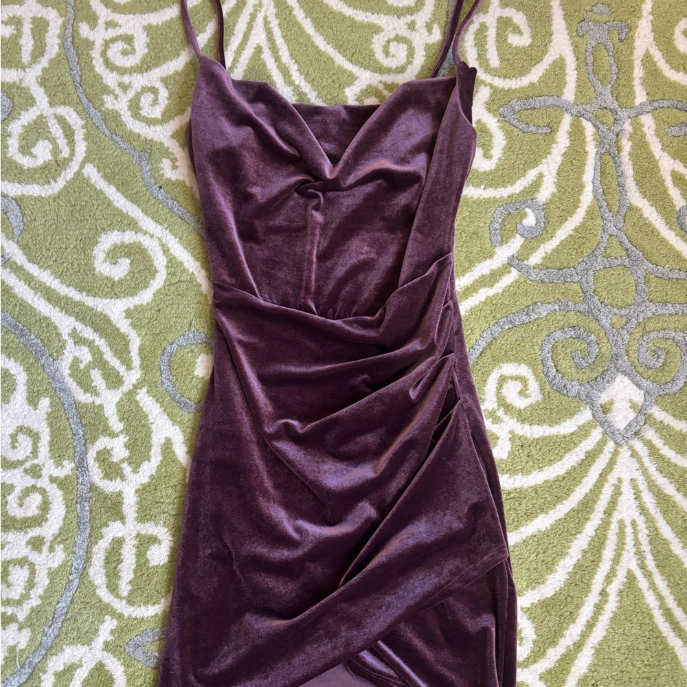Windsor Velvet Mini Dress in Deep Purple Homecoming Prom